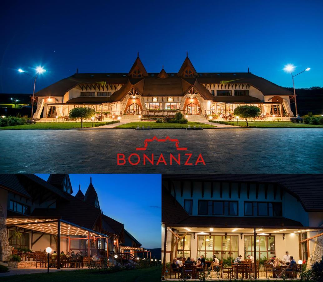 Bonanza Pensiune & Restaurant Mera Exterior photo